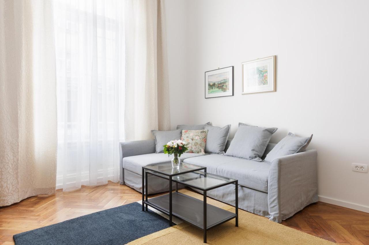 דירות Cozy In The Heart Of Zagreb - H מראה חיצוני תמונה